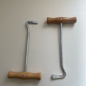 Cowboy boot hooks